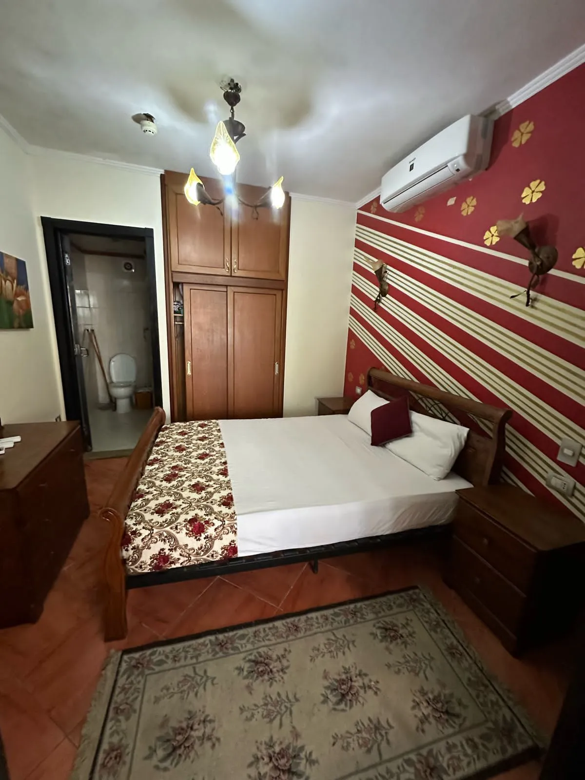 شاليه فاخر في الدور السابع بإطلالة مباشرة على البحر