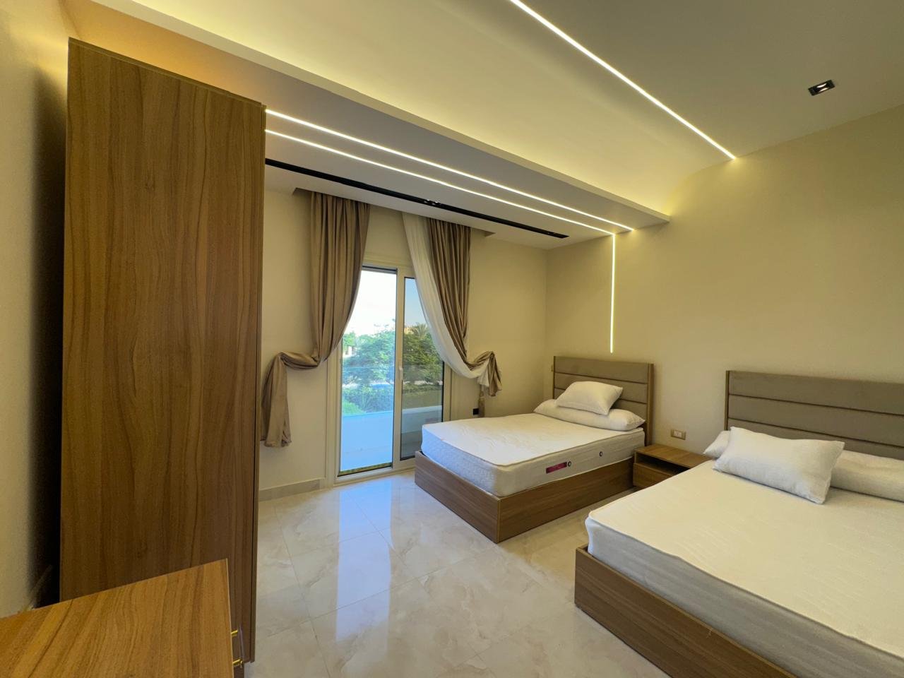 فيلا مميزة للإيجار – مارينا 5