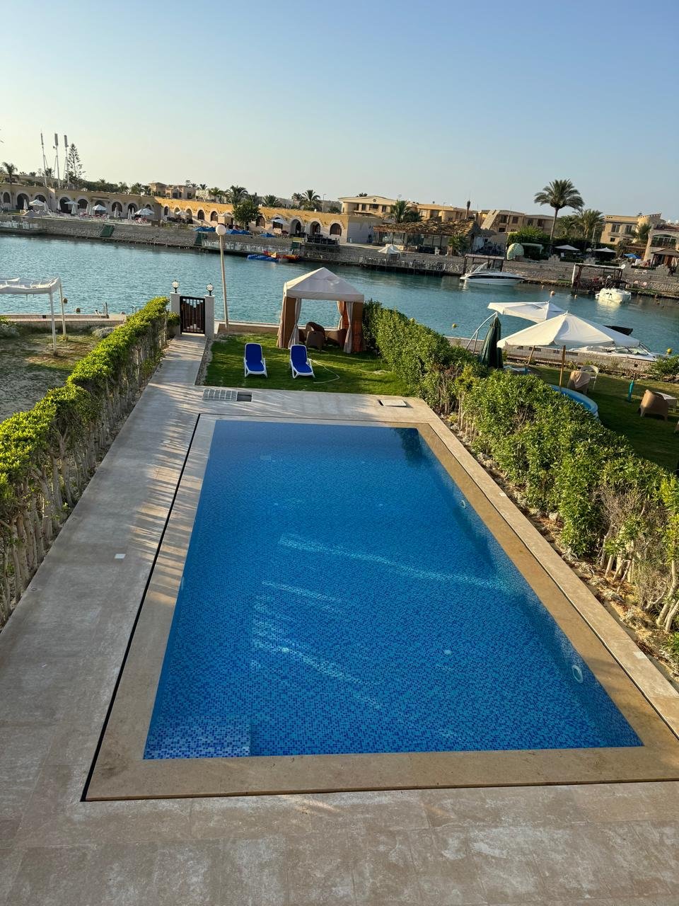 فيلا مميزة للإيجار – مارينا 5