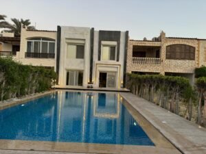 فيلا مميزة للإيجار – مارينا 5