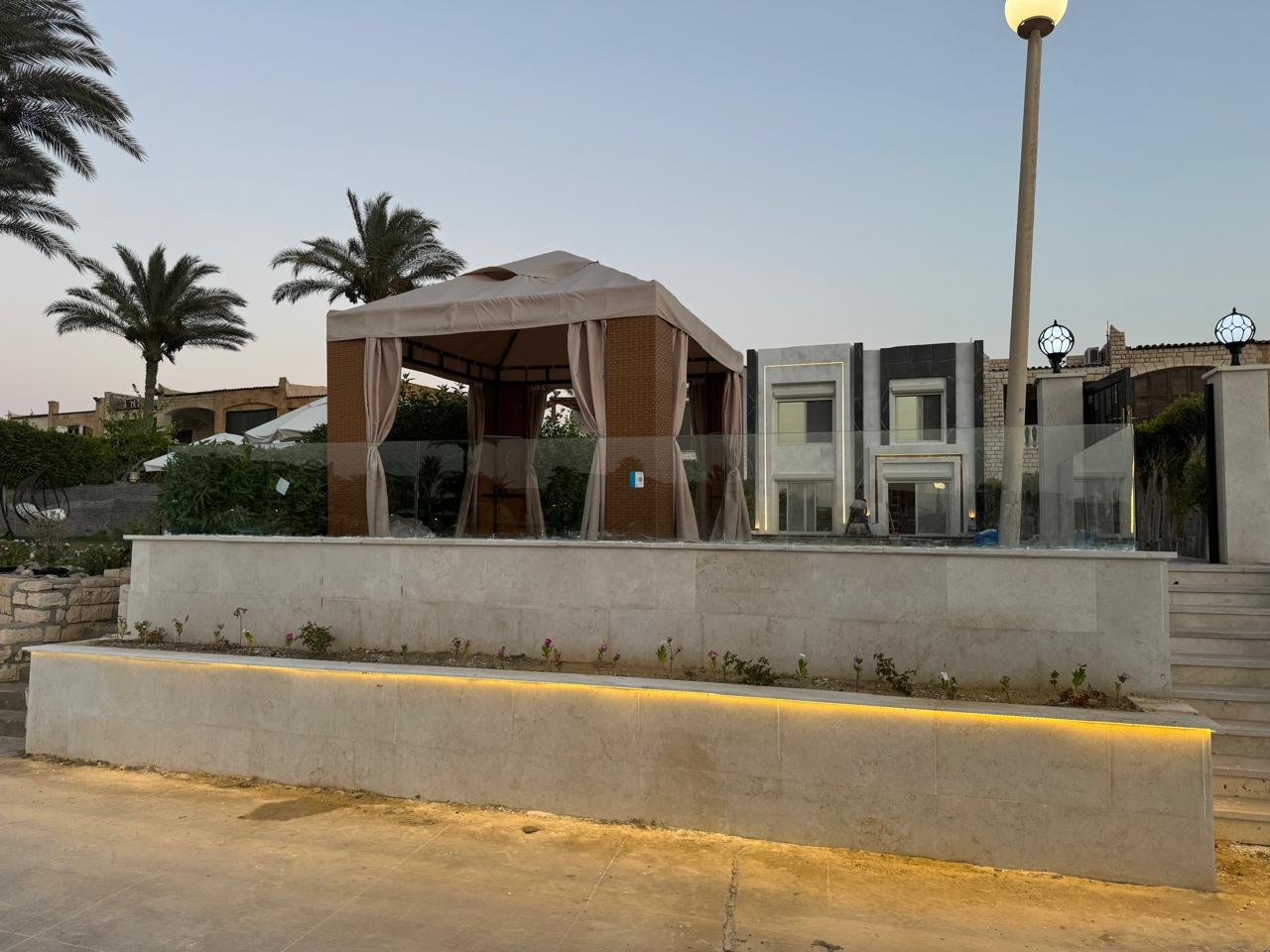 فيلا مميزة للإيجار – مارينا 5