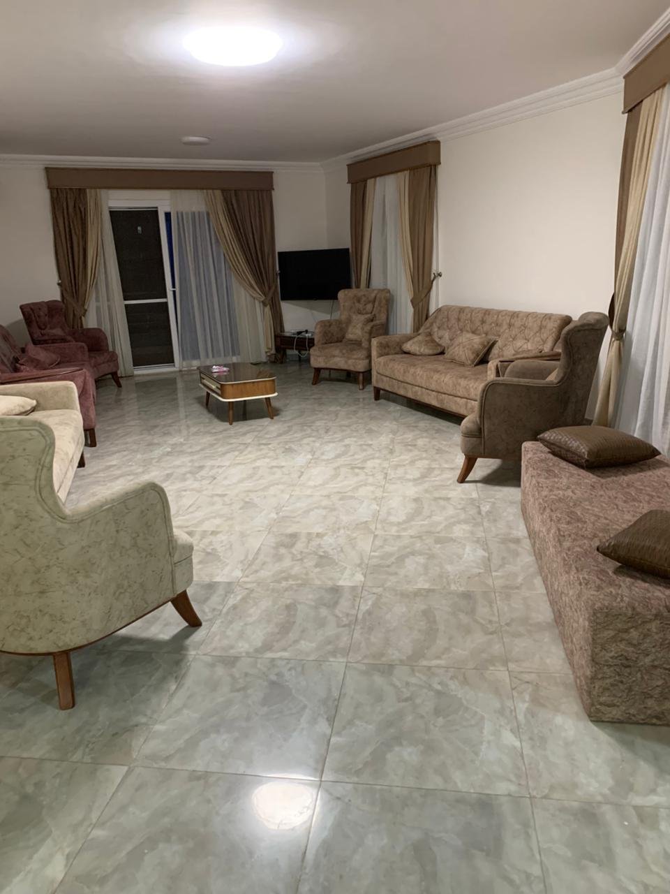 فيلا مارسيليا بيتش 4