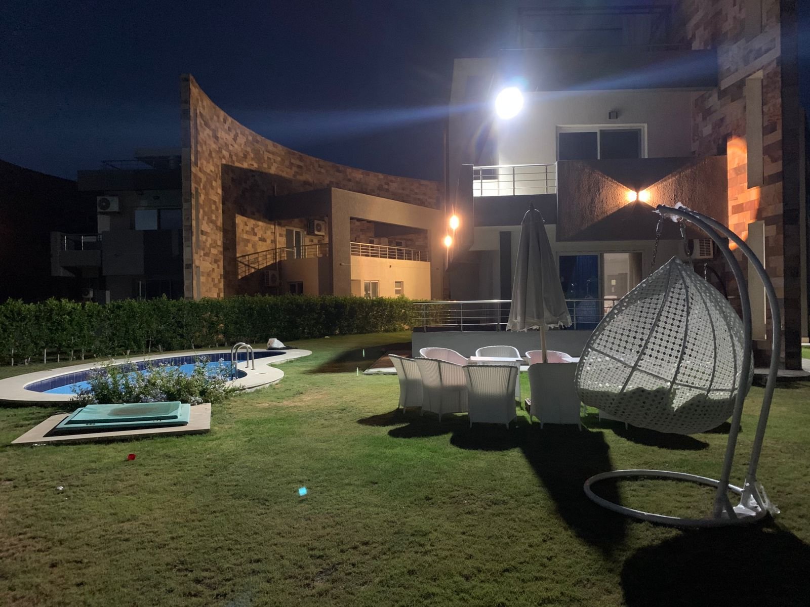 فيلا مارسيليا بيتش 4