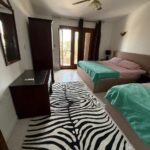 فيلا اول صف بحيره رمليه مارينا ٥ مكيفه بالكامل