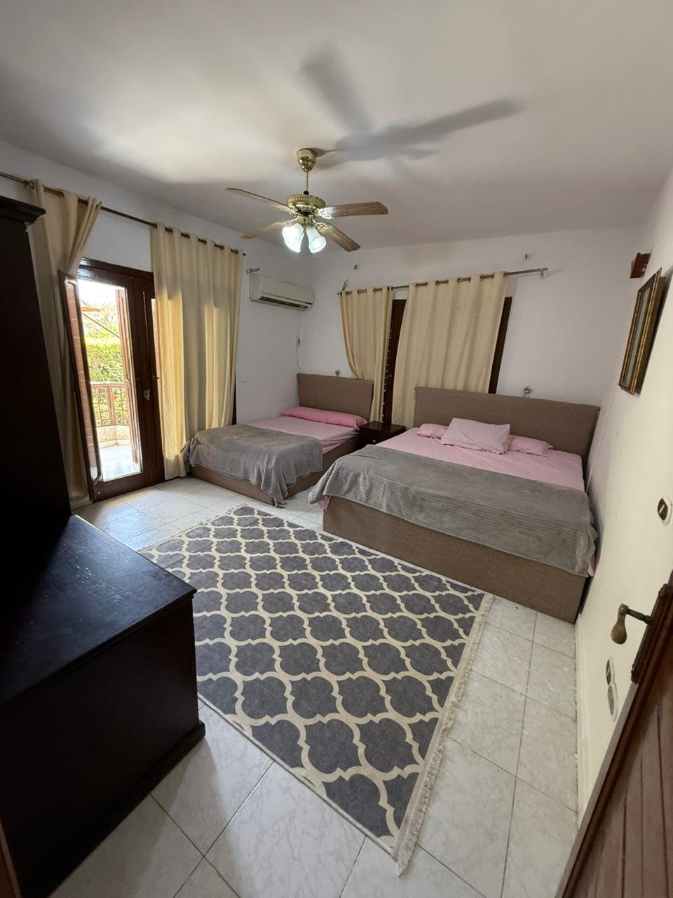 فيلا اول صف بحيره رمليه مارينا ٥ مكيفه بالكامل