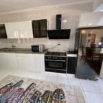 فيلا اول صف بحيره رمليه مارينا ٥ مكيفه بالكامل