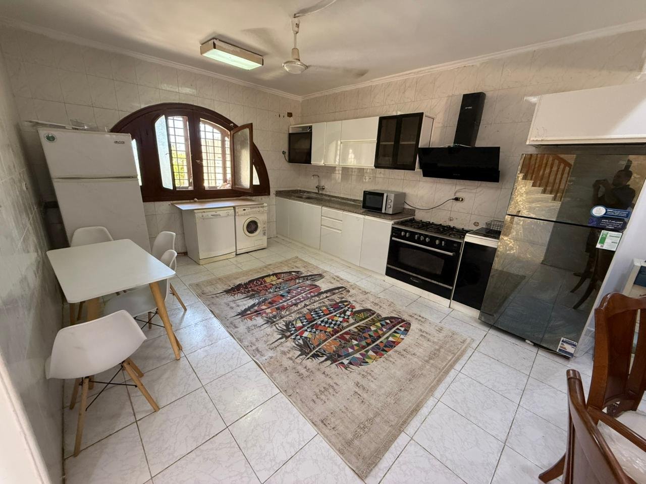 فيلا اول صف بحيره رمليه مارينا ٥ مكيفه بالكامل