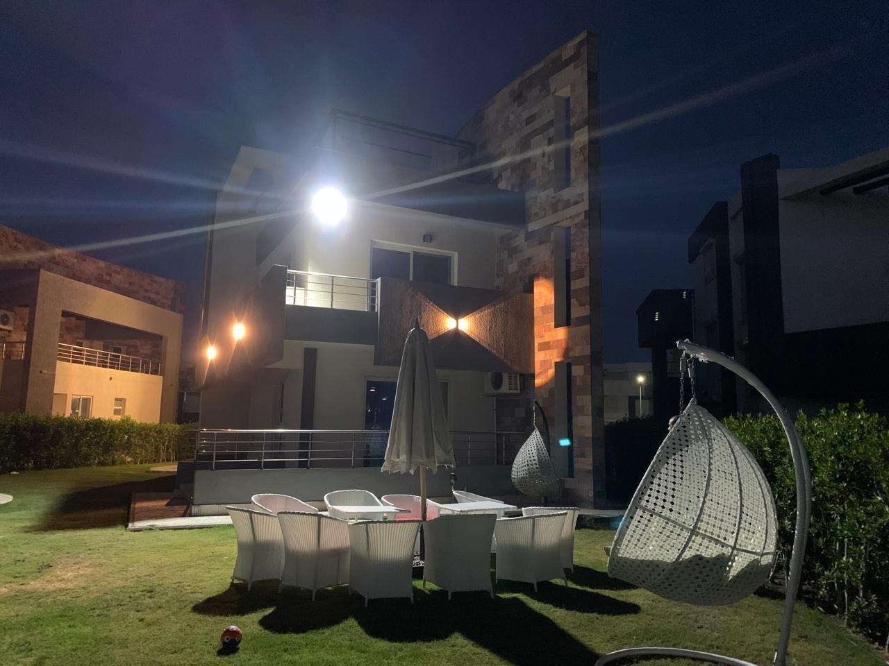 فيلا مارسيليا بيتش 4